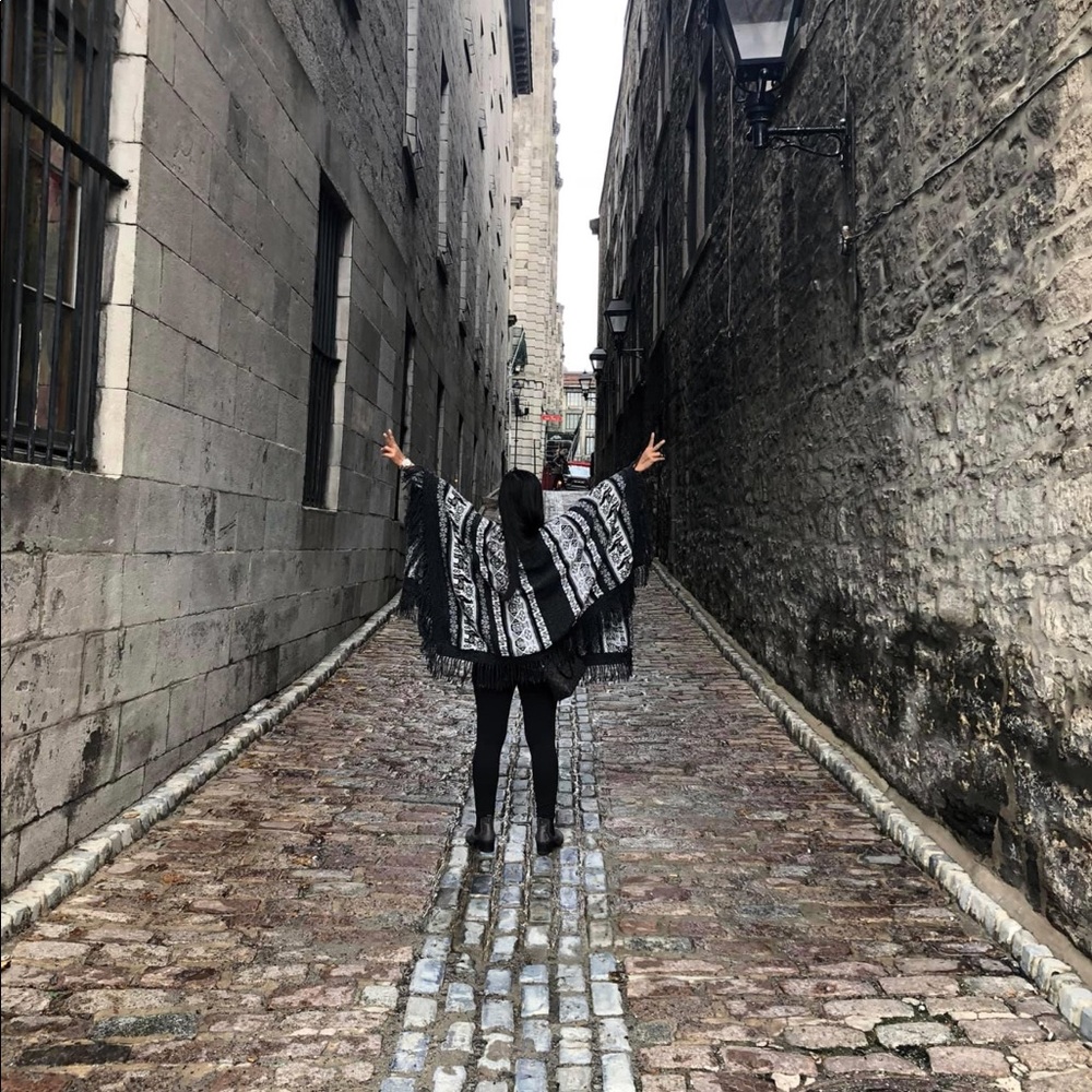 Super cute Poncho.